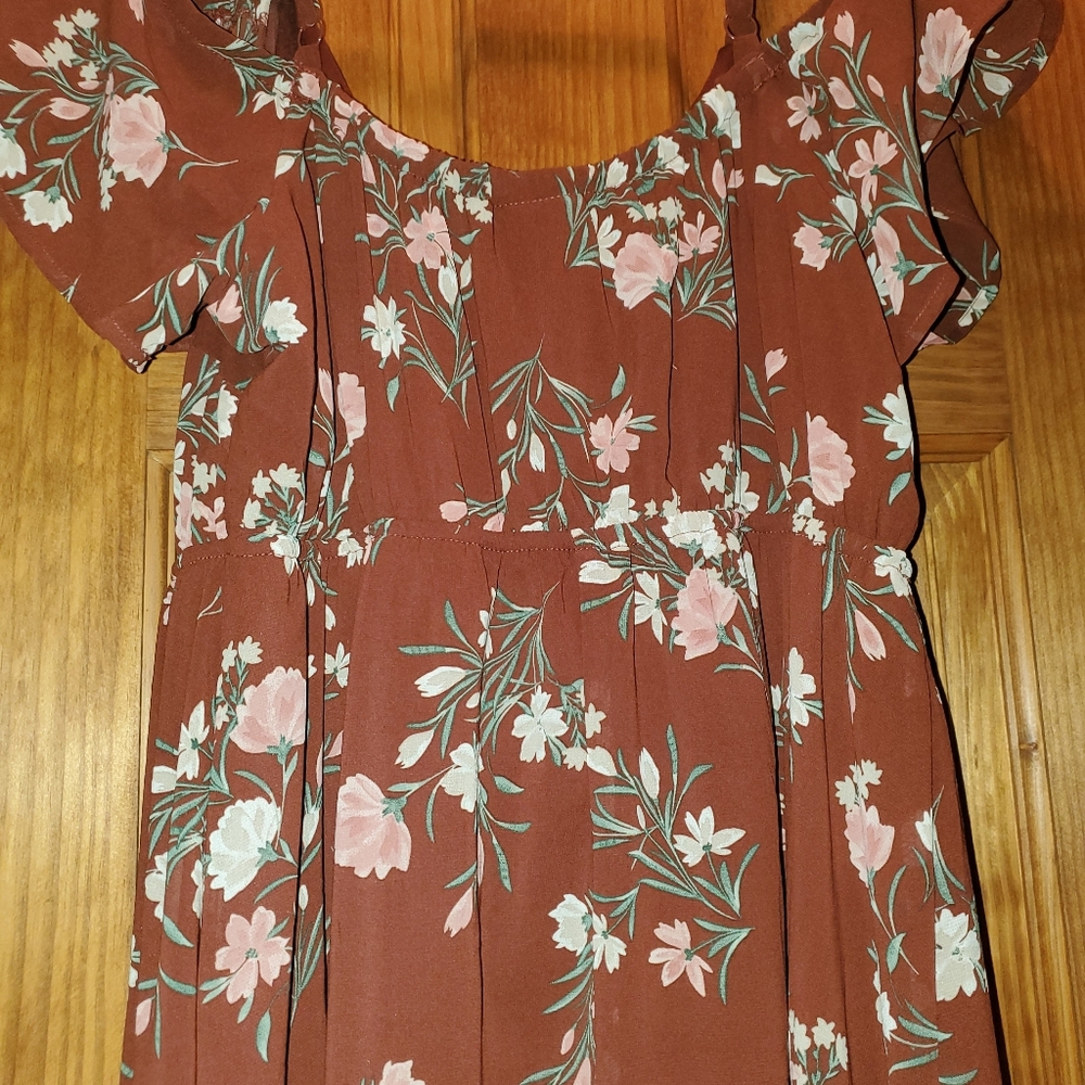 Dress - Picture 4 of 5